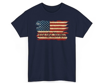 ダメージ加工のアメリカ国旗 - We the People Tシャツ - 愛国的なヴィンテージグランジデザイン - ユニセックスヘビーコットンTシャツ