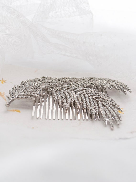 Crystal-Embellished Silver Hair Comb Amazon.com : Latious Crystal Wedding Hair Comb Silver  main image 2