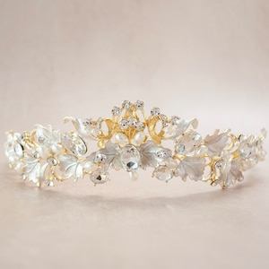 Floral Bridal Tiara Crown, Crystal Wedding Flower Tiara, Bridal Headband, Pearl Tiara, Fairy Crown, Tiara for Brides, Royal Crown