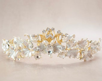 Floral Bridal Tiara Crown, Crystal Wedding Flower Tiara, Bridal Headband, Pearl Tiara, Fairy Crown, Tiara for Brides, Royal Crown