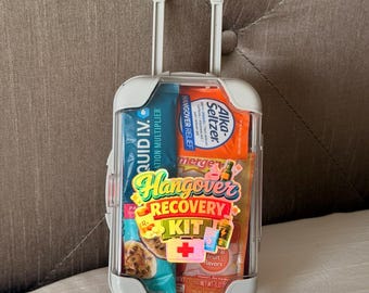 Kit para recuperarse de la resaca / Pegatina y mini maleta de recuerdo para fiestas