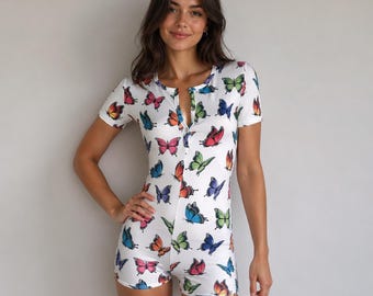Pijama enterizo de mariposa blanca / Pijama enterizo de manga corta para adulto / Ropa de estar por casa con lindas mariposas