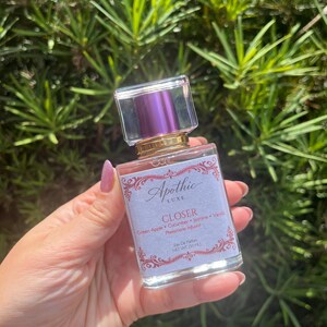 CLOSER - Pheromone Perfume Oil | Clean Girl Fragrance, Vanilla, Green Apple | Shampoo Perfume 50 ML Extrait Spray