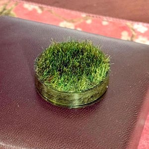 Miniature Dollhouse Vintage Wheat Grass Round Container With Soil 1:12 Scale Accessory *ooak