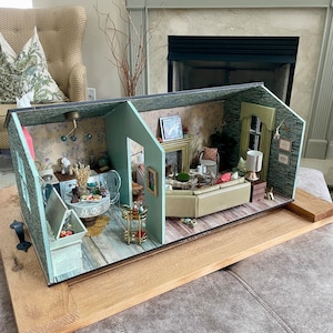 Miniature Dollhouse Custom Modern, Mixed Media Room Box 1:12 Scale Dollhouse