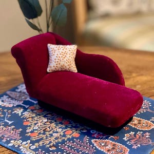 Miniature Dollhouse Vintage Chaise Lounge In Red Velvet/Mink 1:12 Scale Upholstery