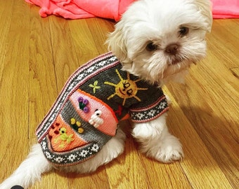 Size 0. Peruvian Dog Sweater with handmade designs. Yorkshire terriers, Maltese, Morkies, Frenchies, chihuahua, pom and other small breeds.