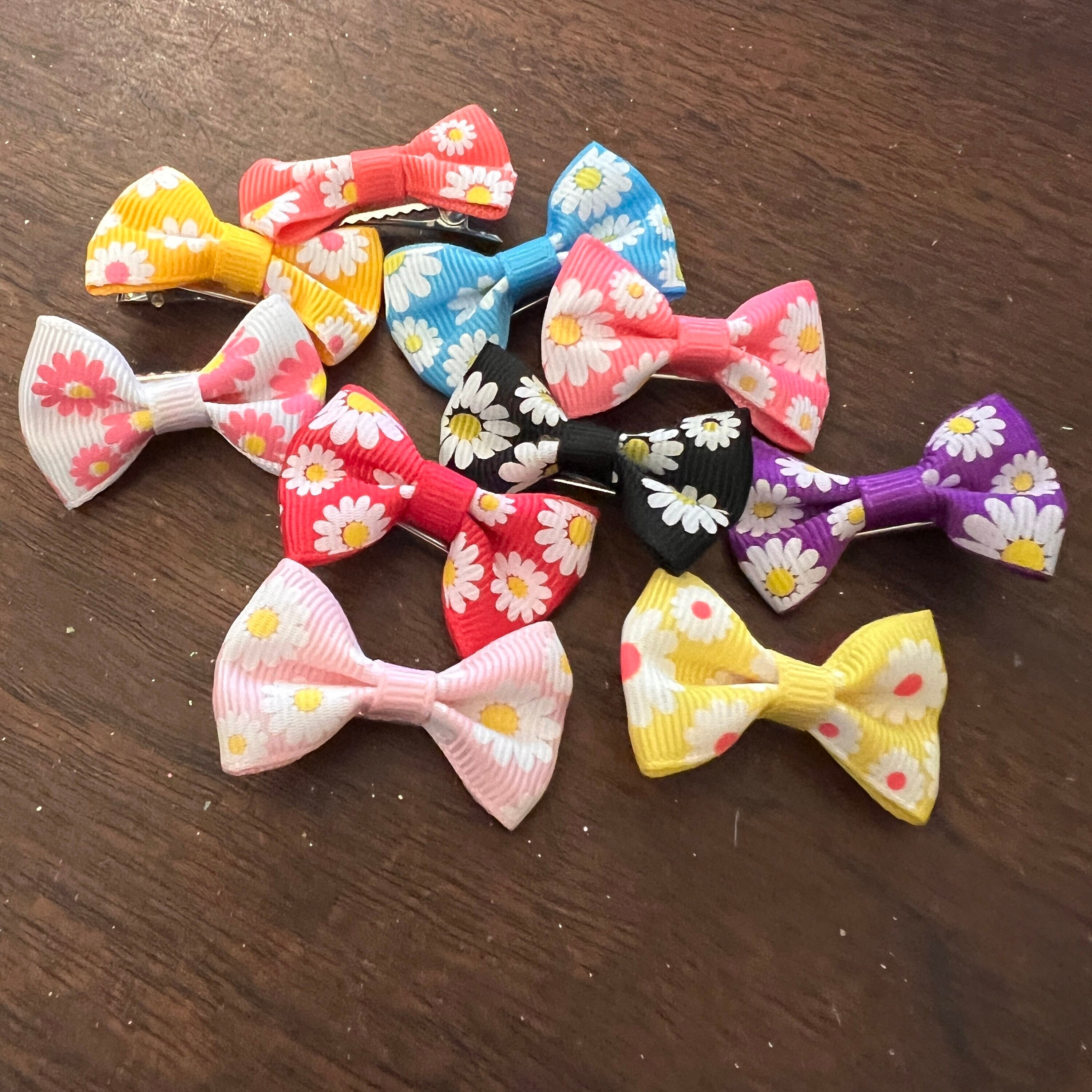 SMALL SIZE  Cute Dog Hair Bow with Alligator Clip - Perfect for Small Dogs (DandyLion style)