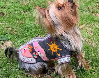 GRAY AND PINK zip up the back sweater. Hand embroidered in the Andes of Peru. Easy to put on, unique designs. (Sizes XX0-14)