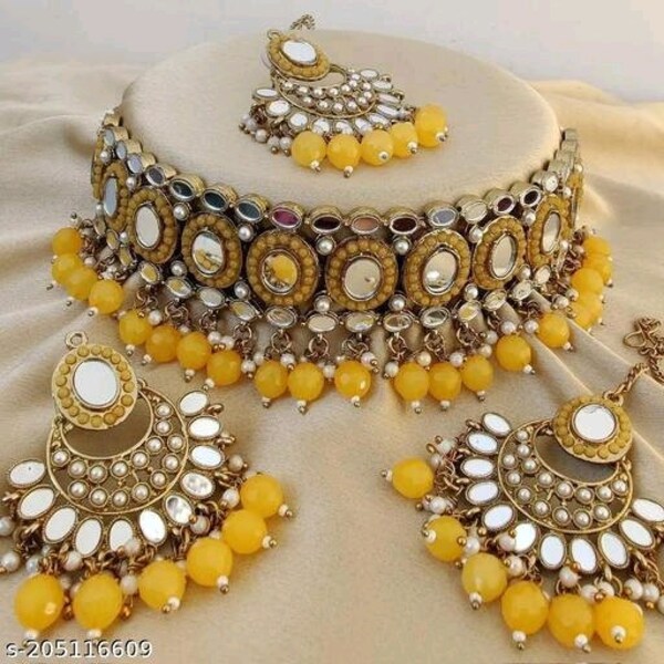 Yellow Chokers for saree/kundan Yellow chokers for women/punjabi choker/bride necklace/kundan jewellery/bride necklace set/haldi choker