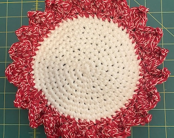 Whimsical flower trivet crocheted