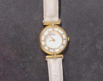 Fossil Women's Gold Watch with White Dial, Vintage Style Quartz Timepiece