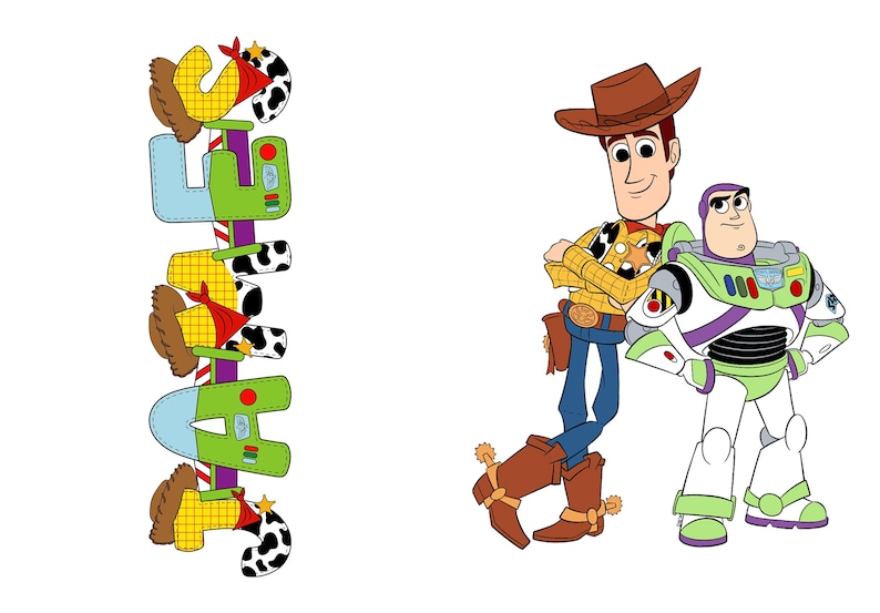 Puede incluir: Ilustraci&oacute;n de Woody y Buzz Lightyear de Toy Story. Woody viste un atuendo de vaquero con sombrero y botas marrones. Buzz Lightyear lleva un traje espacial blanco, verde y morado. La palabra "HAPPY" est&aacute; escrita verticalmente con letras tem&aacute;ticas de vaquero.