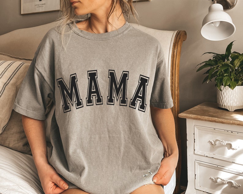 Mama Shirt, Comfort Colors Oversized Mama T-shirt, Retro Boho Mama Shirt, Gift for Mom, Baby Shower Gift, Mom Shirt image 1
