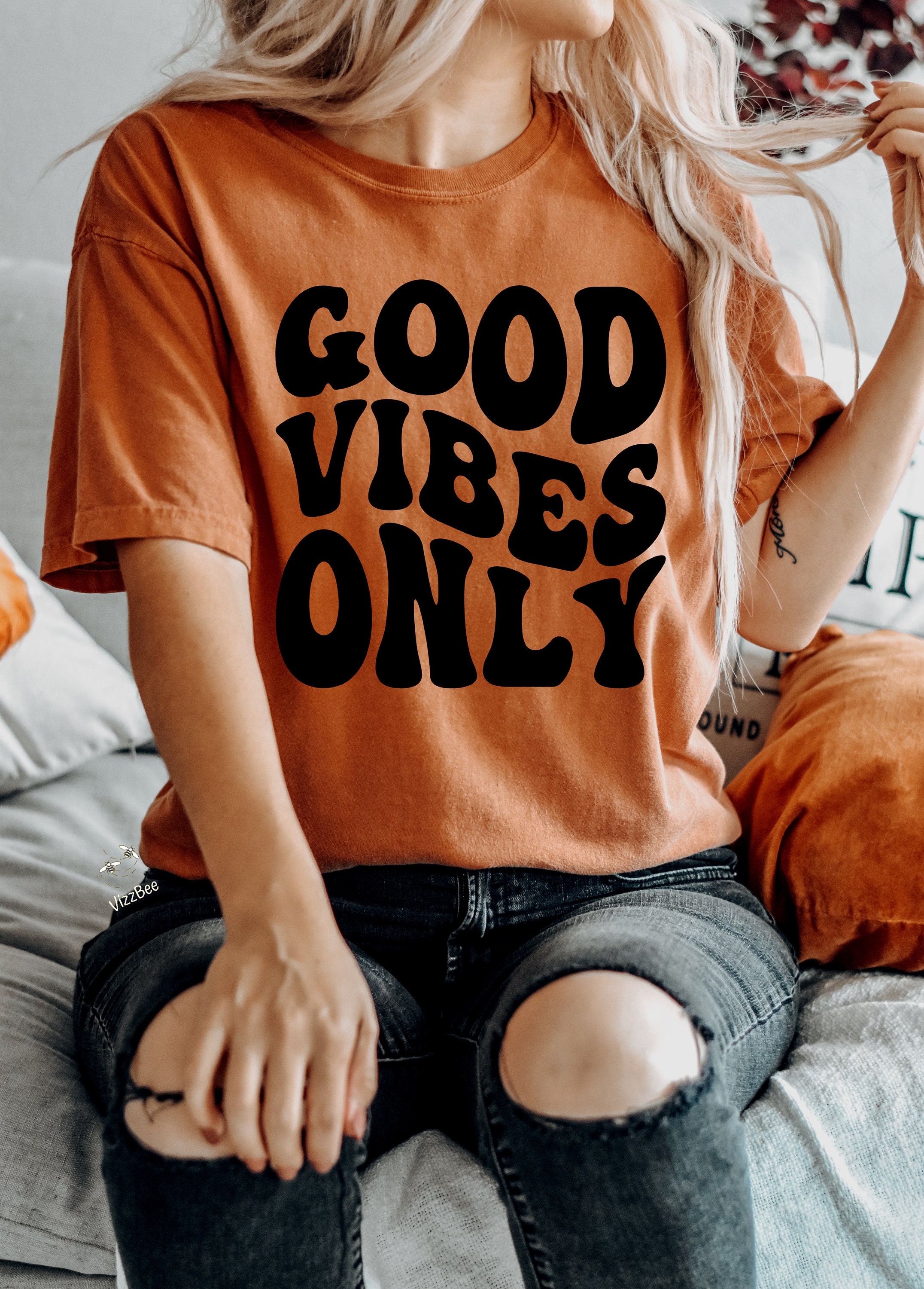 Tee shirt good vibes sales