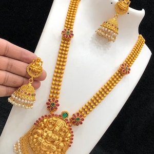 Lakshmi Long Haar Antique Gold Temple Jewellery | Bridal | Jhumka Earring |