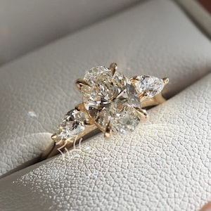 Oval Diamond Three Stone Engagement Ring, IGI Certified F/VS Lab Grown Diamond Ring, Wedding Ring, Anniversary Gift, Ring for Women