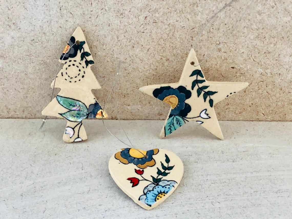 Single gold Christmas decoration  Etsy
