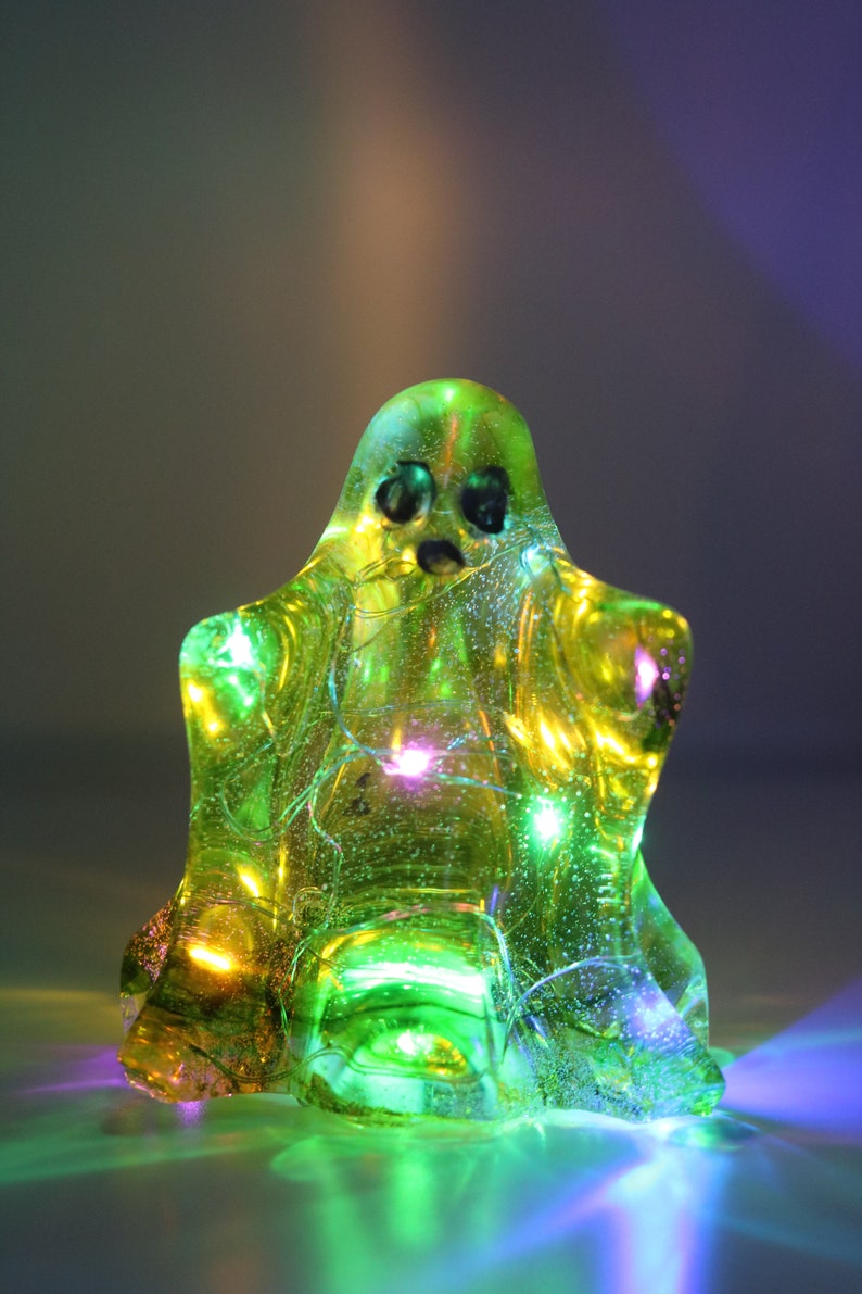 Resin Ornamental Ghosts Light up Small Green