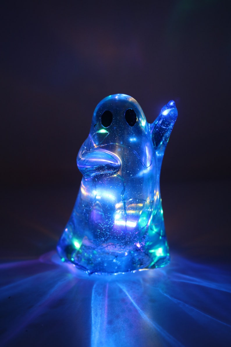 Resin Ornamental Ghosts Light up image 7