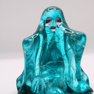 Resin Ornamental Ghosts Light up Small Teal