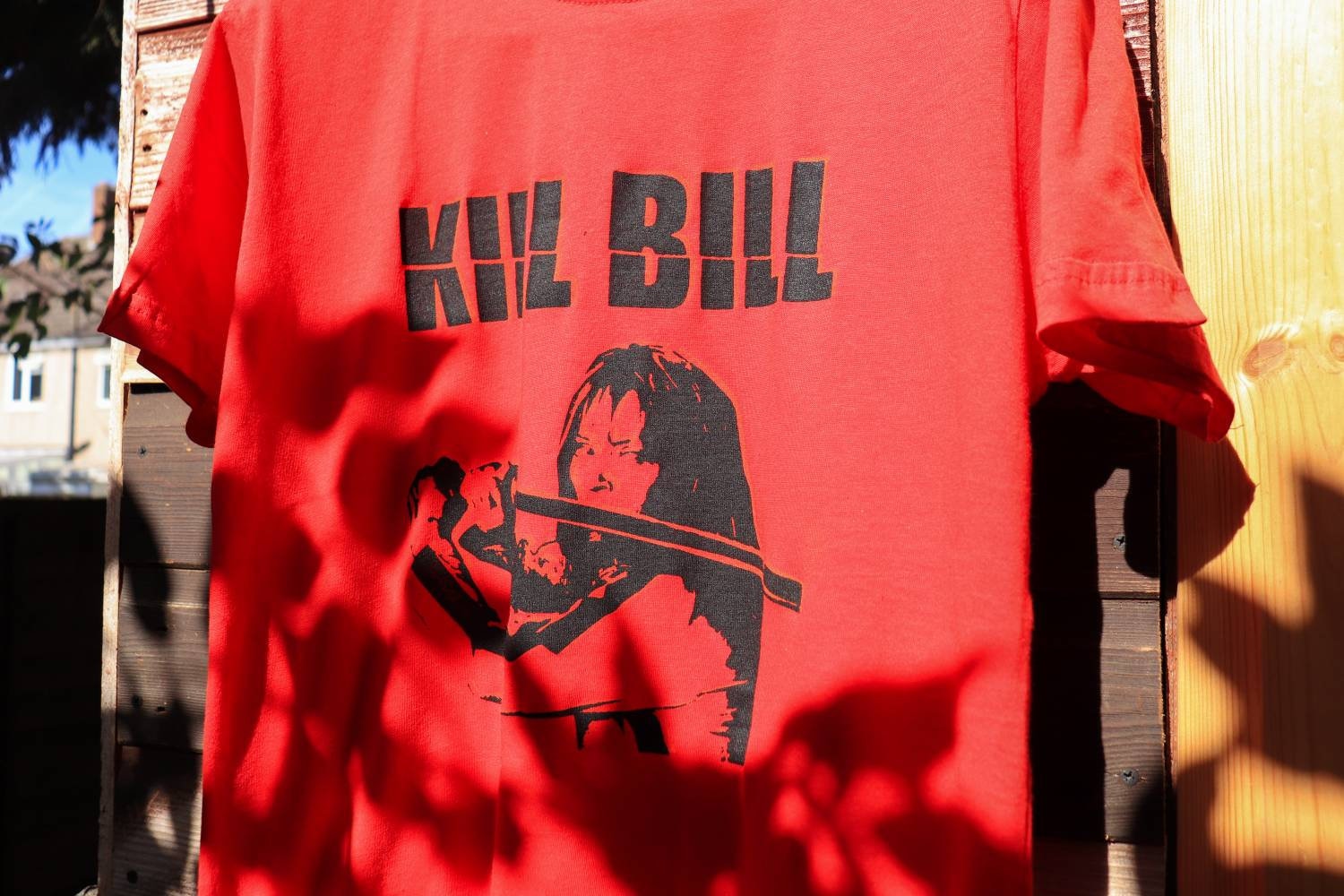 Kill Bill T-shirt: Uma Thurman Sword Graphic, Hand-printed - Etsy