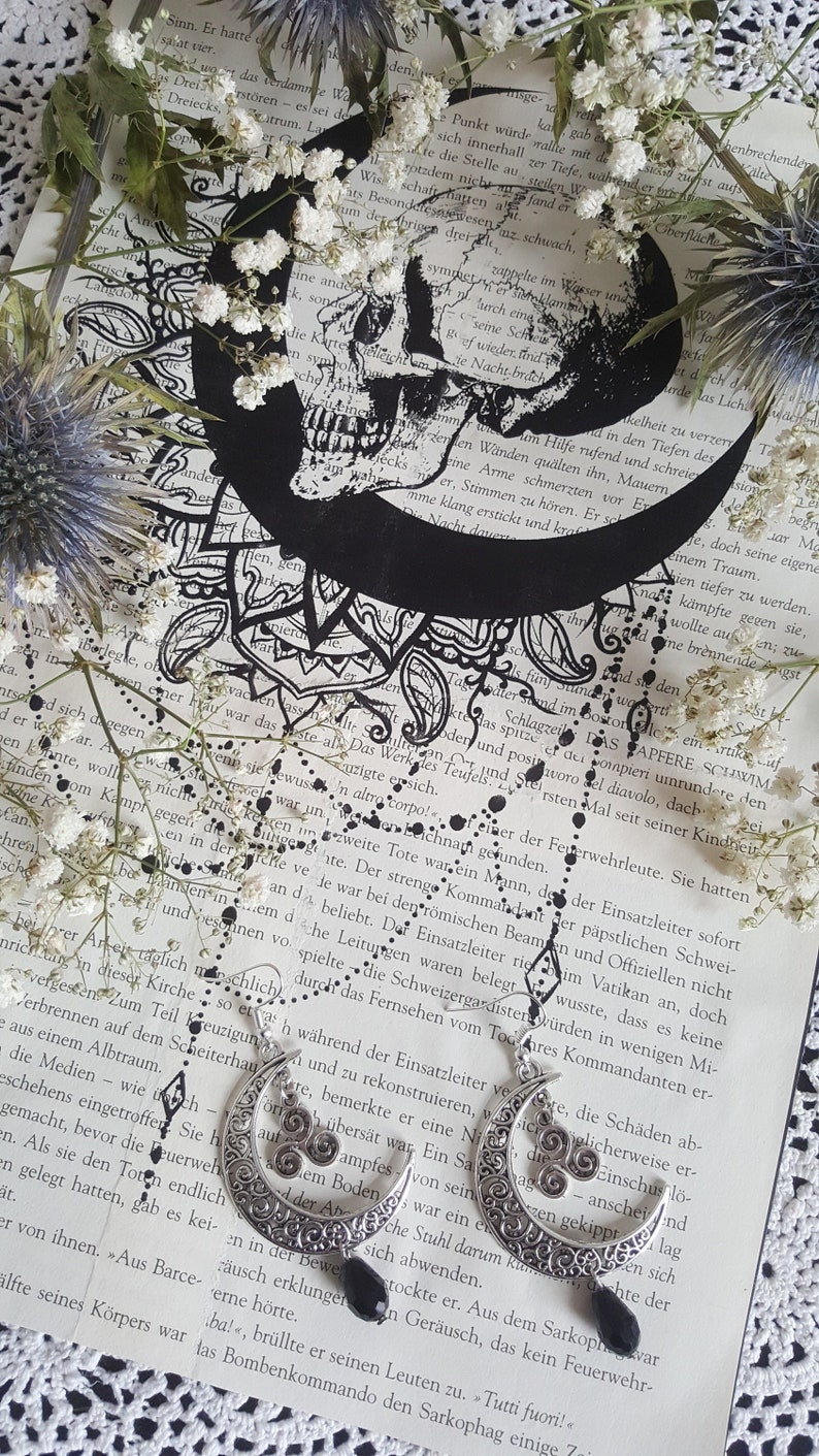 Sickle moon earrings with celtic triskele and faceted glass bead