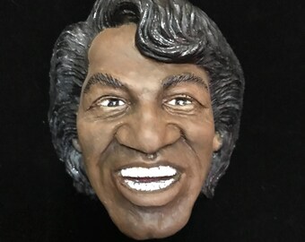 Collectible magnet  figurine James  Brown.  Mr. Dynamite made of polyurethane resin, painted with acrylics and varnished.  3.5/3.9 in.