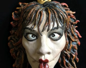 Collectible figurine of Nina Hagen, Mother of Punk Rock, Portrait with magnet, Home Decor, 4.7/4.3 inches