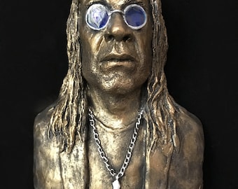 Collectible bust of Ozzy Osbourne. The band Black Sabbath. Prince of Darkness. Wall decoration. Size 5.1/7.8 inches.