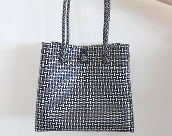 Hand Woven Plastic Tote Bag - Plastic Beach Bag - Picnic Basket Bag - Colourful Summer Market Bag - Grocery Shopping Bag.