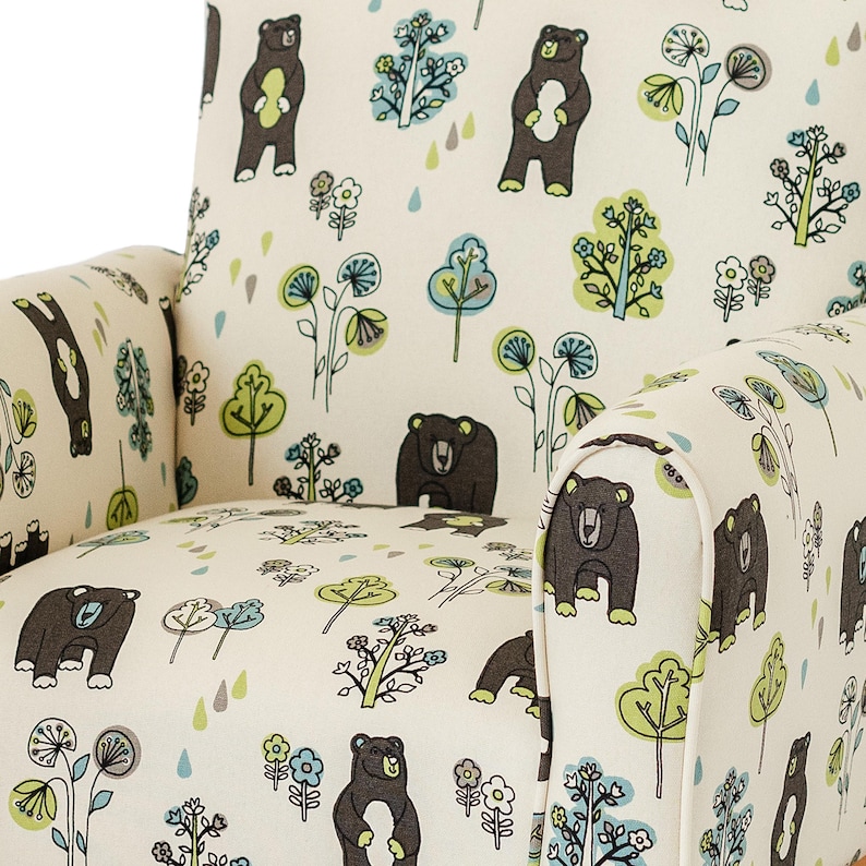 Personalisierter Kleinkind-Schaukelstuhl, Kinderstuhl mit Ottomane und Kissen - Bären- und Baumdruck Bild 15