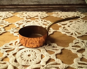 Vintage Copper Miniature Frying Pan: Tiny Kitchen Decor