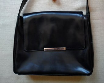 Vintage 1960s Black Patent Leather Shoulder Bag