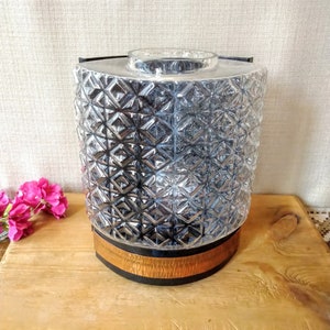 Vintage wall cut glass and metal sconce, 70s wall lamp, 22x19x13.5cm 220V Single light wall sconce, Wall light, Wall sconce.
