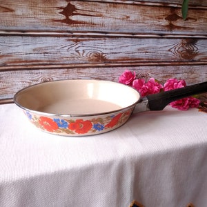 Small frying pan, Vintage enamelware, Enamelware pan, Camping cookware, Vintage decor,  Primitive decor.