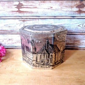 Vintage Nuremberg Gingerbread Tin: Octagonal Advertising Box