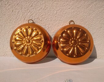 Vintage set of 2 round solid copper wall mount molds, Mold, Pie pan, Copper molds, Baking accessories, Baking gift.