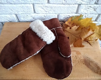 Vintage handgenaaide Laimböck-dameswanten, schapenvachtwanten, winterhandschoenen.