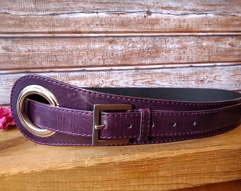 ceinture en cuir asymétrique violet vintage par Miss Etam, Taille L, Fits 42 « -46 », Cadeau en cuir.