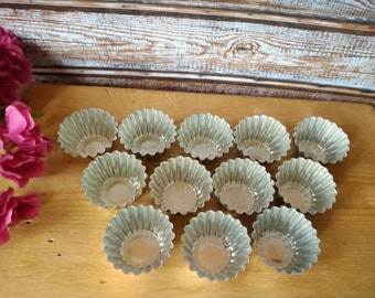 Vintage 1.7" fluted very small molds, 12 muffin baking dishes, Cupcake mold, Metal molds, Baking accessories.