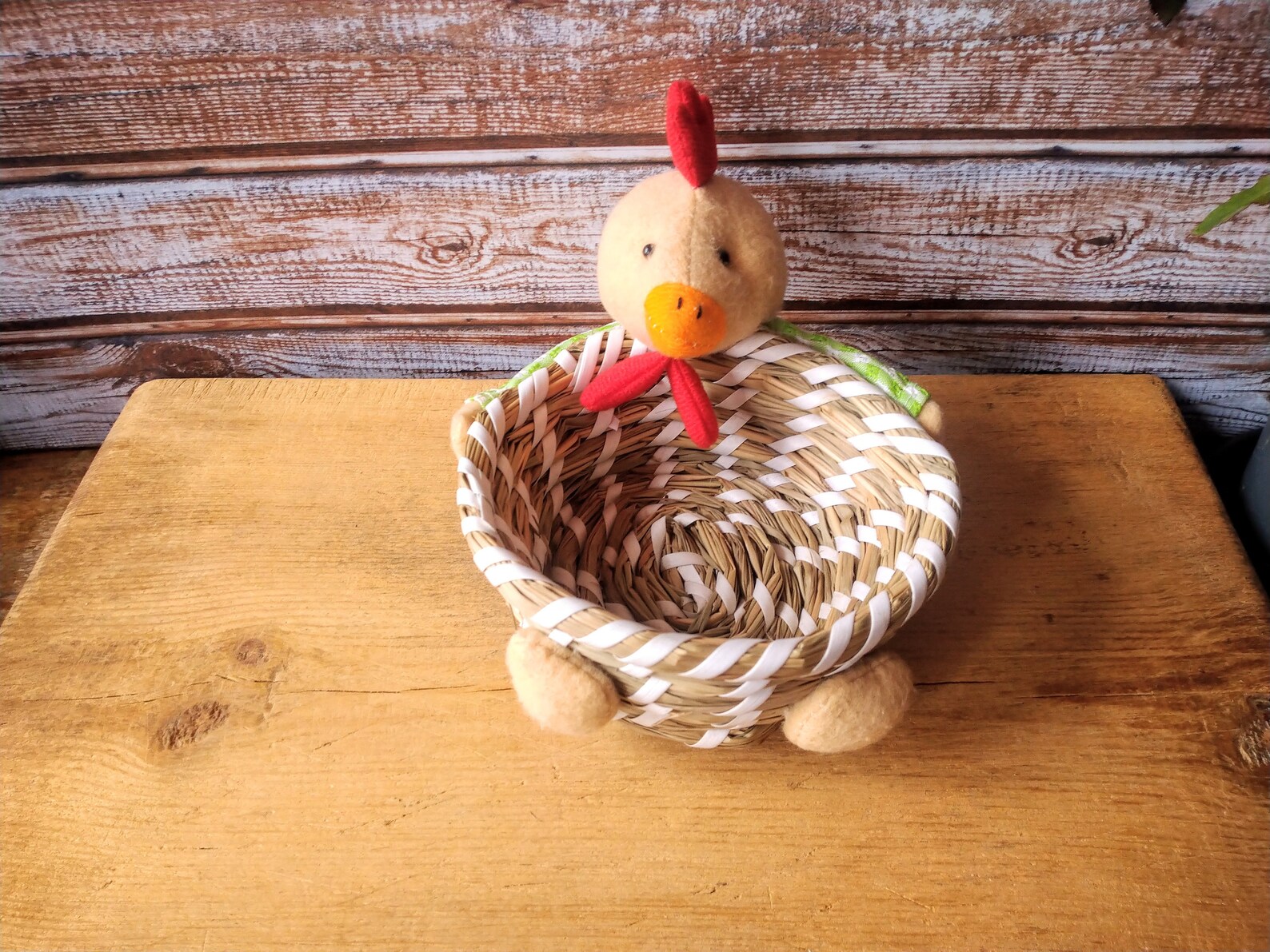 Vintage Easter hen basket Hen with plaid shirt Easter Etsy