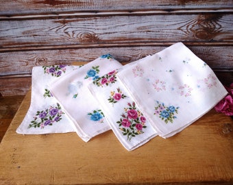 Lot of 4 vintage printed floral hankies, Never used, Roses print handkerchiefs, Hankies.