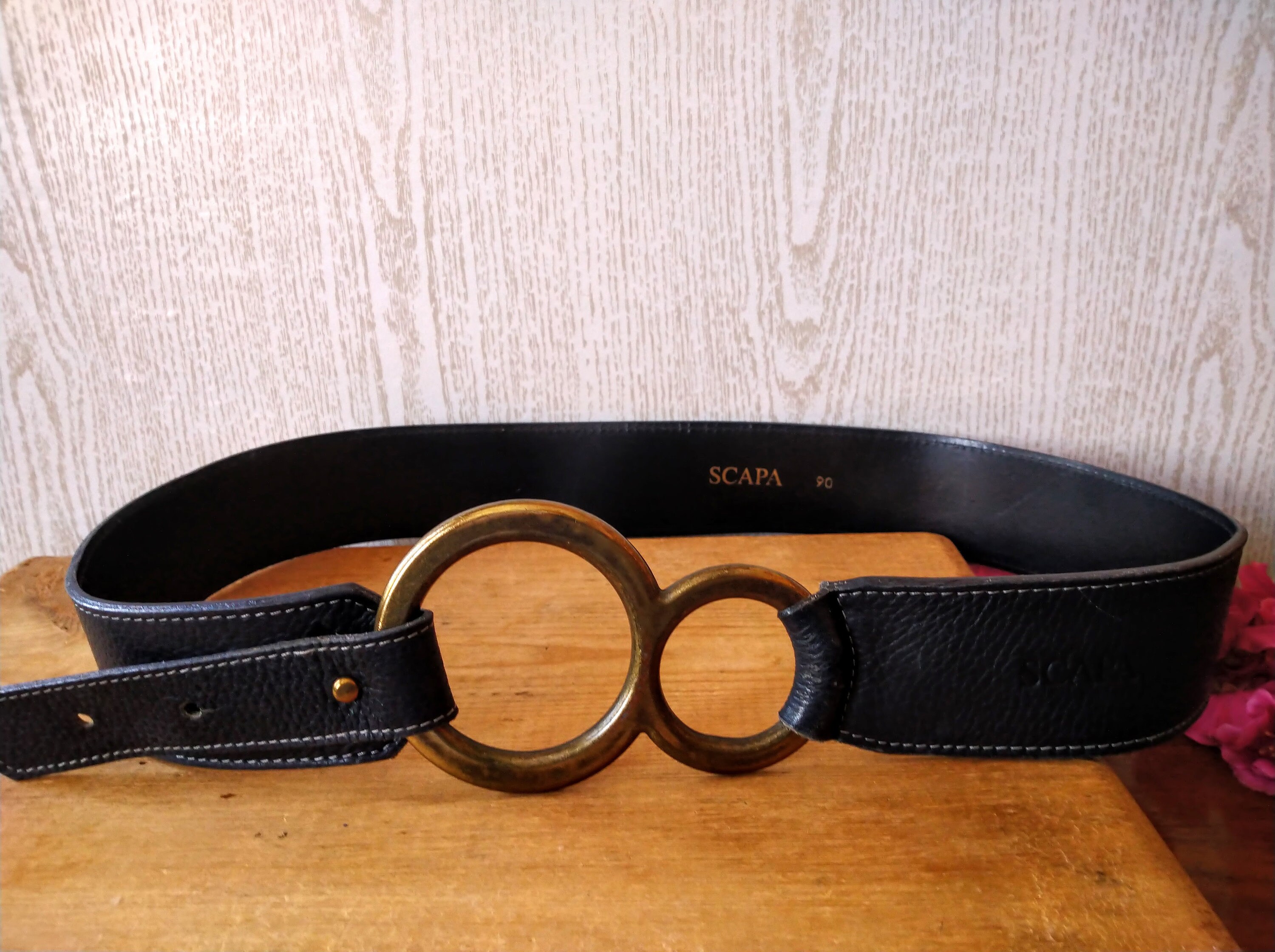 Double Circle Belt — Black/Gold