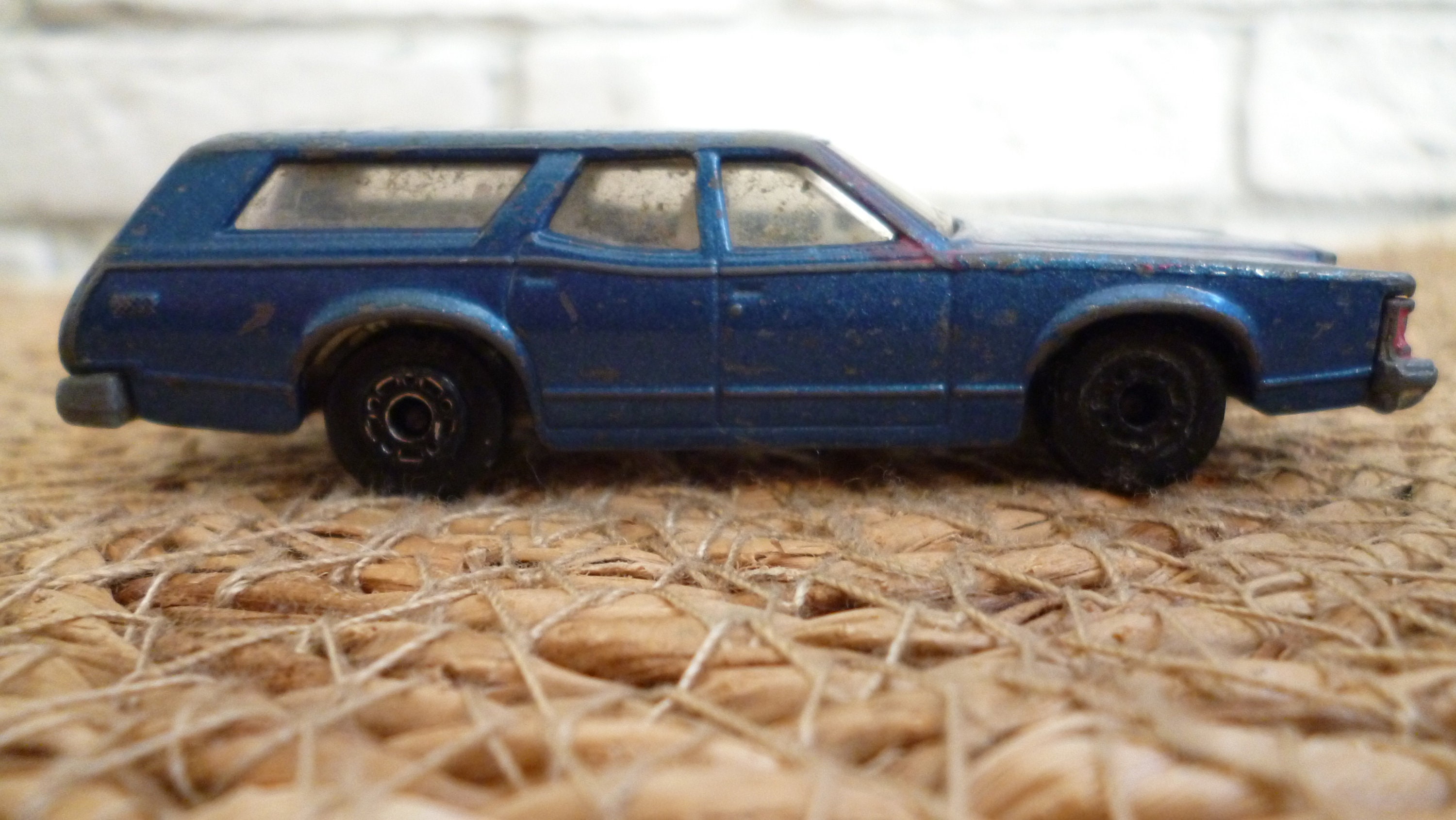 ミニカー Matchbox No. 74 Vintage Collectible Matchbox No. 74 Cougar Villager - 1978 Blue