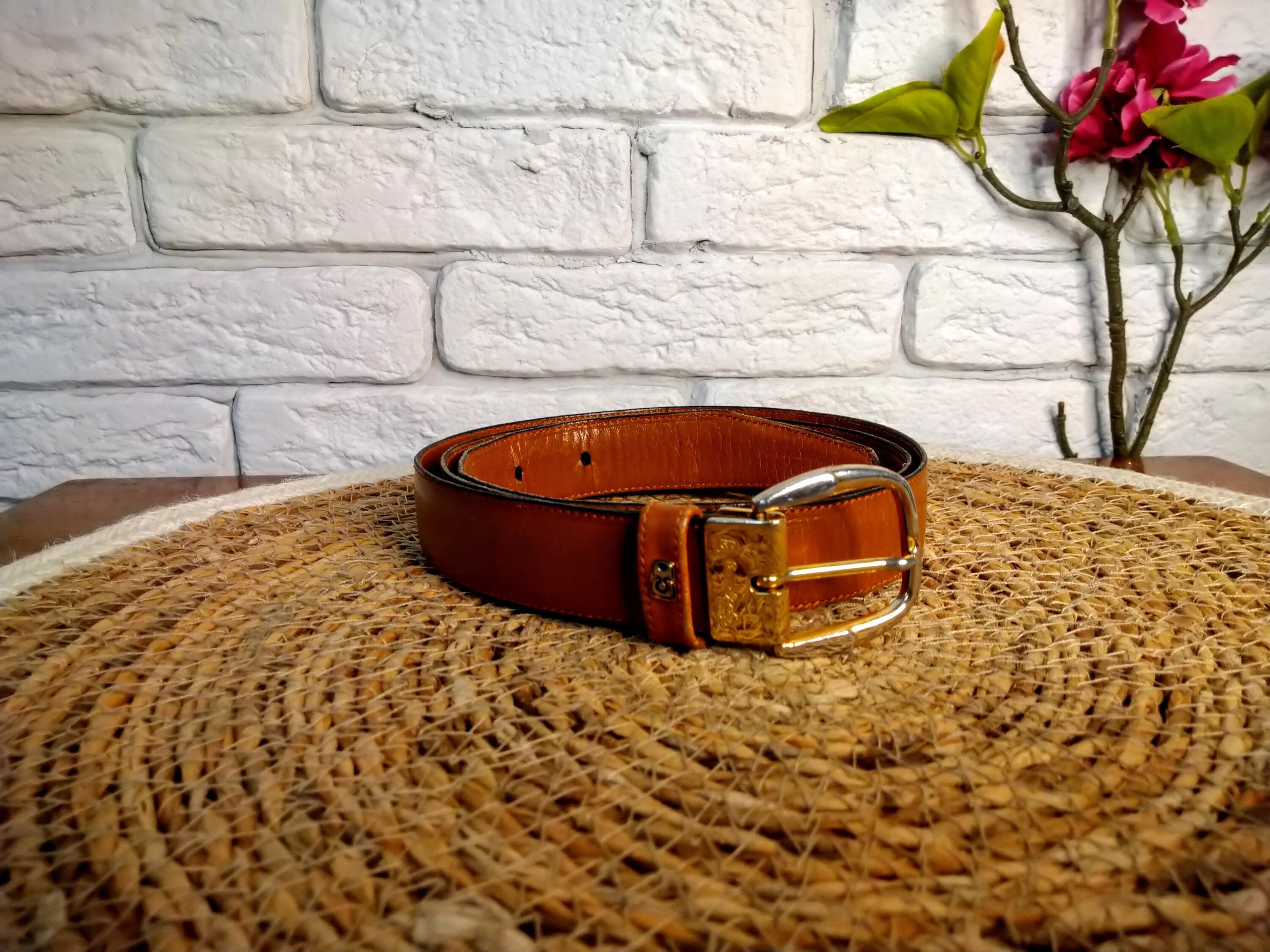 Pierre Cardin Light Brown Belt, 39 inches. Pierre Cardin Light Brown Leather Vintage Belt Unisex  main image 2