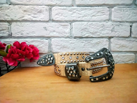 Vintage Cream Studded Belt, Silver Rhinestone Metal Buckle and Loop, Fits 3135, Bling Belt, Cowgirl Belt, Western Belt, Studded Belt. - Etsy Canada Vintage Cream Studded Belt, Silver Rhinestone Metal Buckle and Loop, Fits 3135, Bling Belt, Cowgirl Belt, Western Belt, Studded Belt. - Etsy Canada