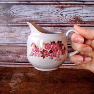 Vintage ceramic creamer pitcher, Ceramic milk jug with handle, Floral pettern milk pitcher, Ceramic creamer.