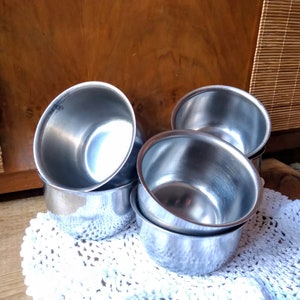 Cuencos vintage de acero inoxidable, Juego de seis cuencos para postre, Cuenco de acero inoxidable, Equipo de camping, Equipo de supervivencia, Cuencos de metal, Utensilios de cocina.