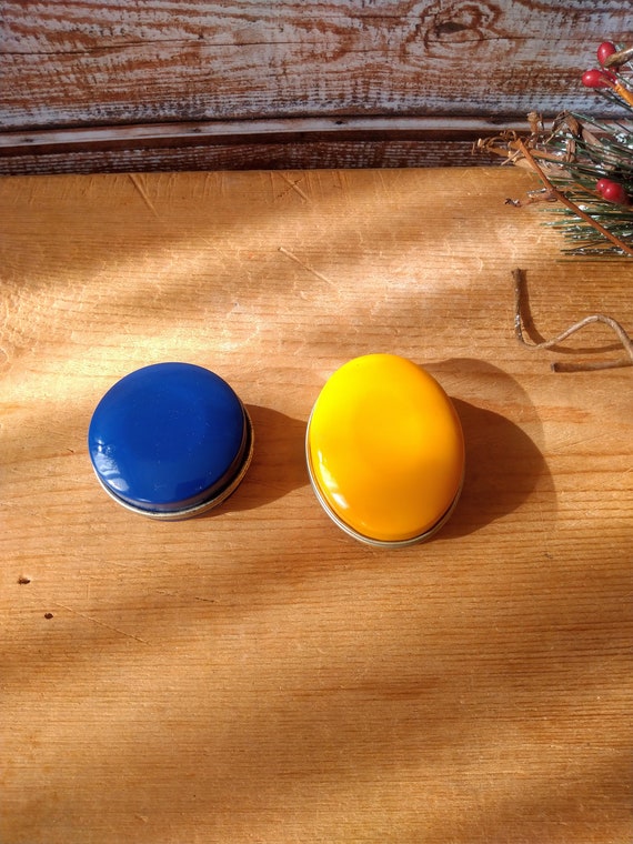 Vintage lot of 2 pill boxes, Tin pill boxes, Pill… - image 3